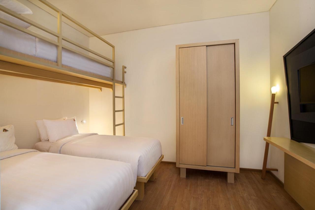 Maxonehotels.Com At Tidar Surabaya Kültér fotó