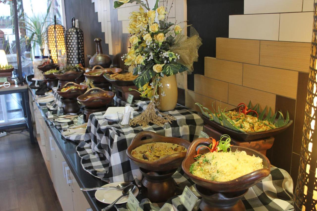 Maxonehotels.Com At Tidar Surabaya Kültér fotó